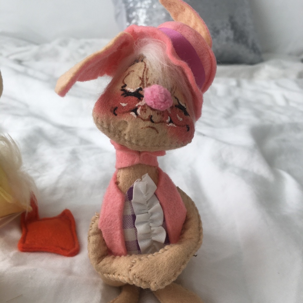 Bundle of Anna Lee Easter/Spring Dolls - Picture 10 of 11